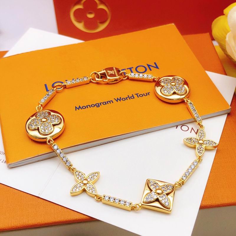 LV Bracelet  05yxs347 (3)