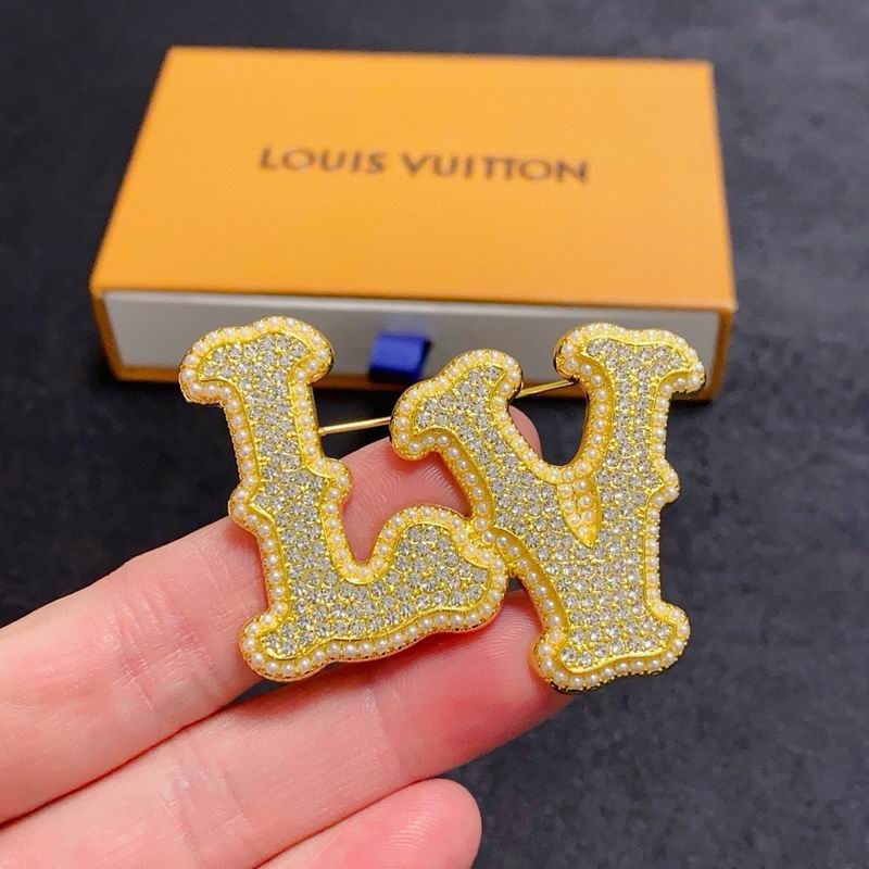 LV Brooch 05yxs03 (6)