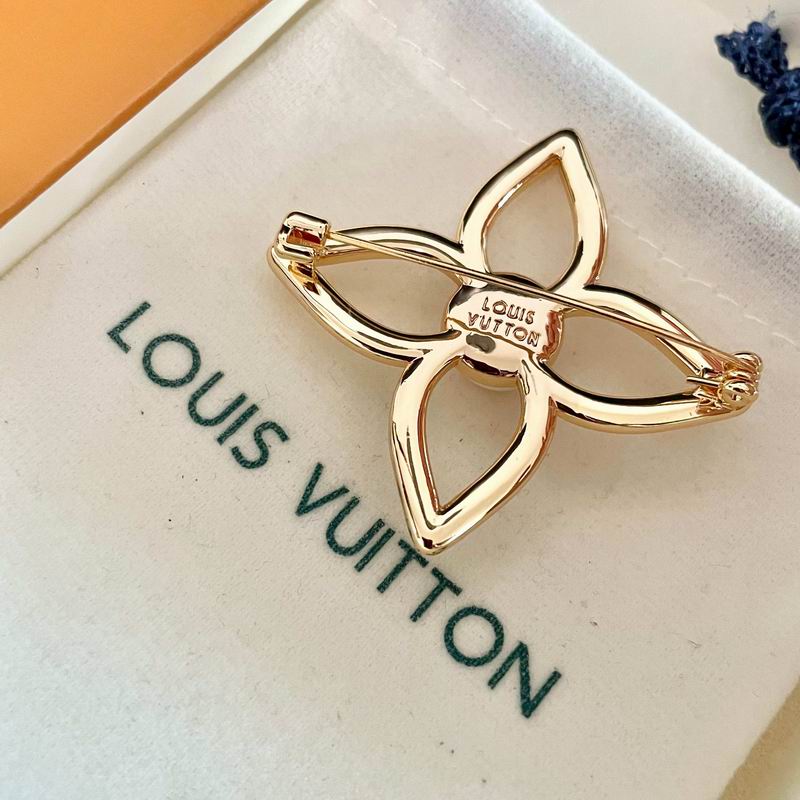 LV Brooch 05yxs04 (4)