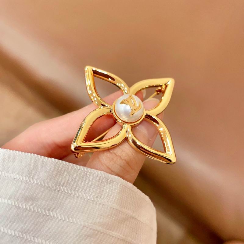 LV Brooch 05yxs04 (6)