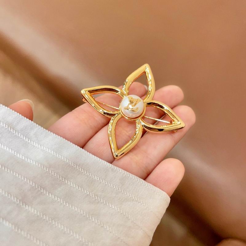 LV Brooch 05yxs04 (7)
