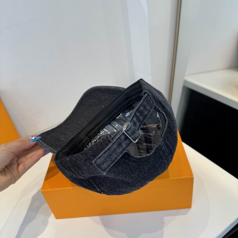 LV Cap (1152)
