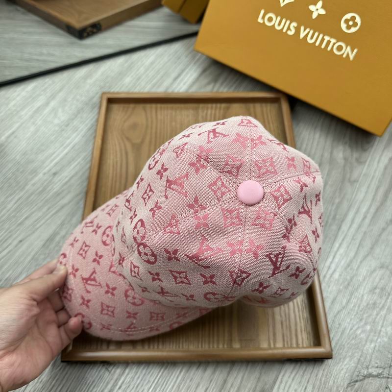 LV Cap (1369)