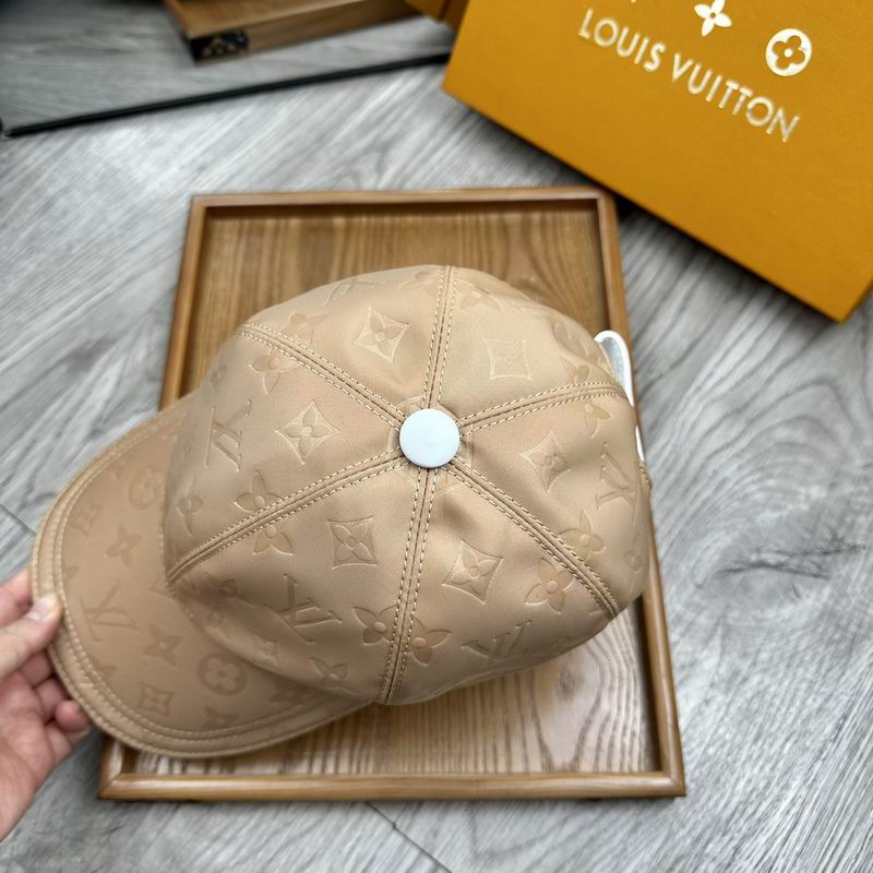 LV Cap (1688)