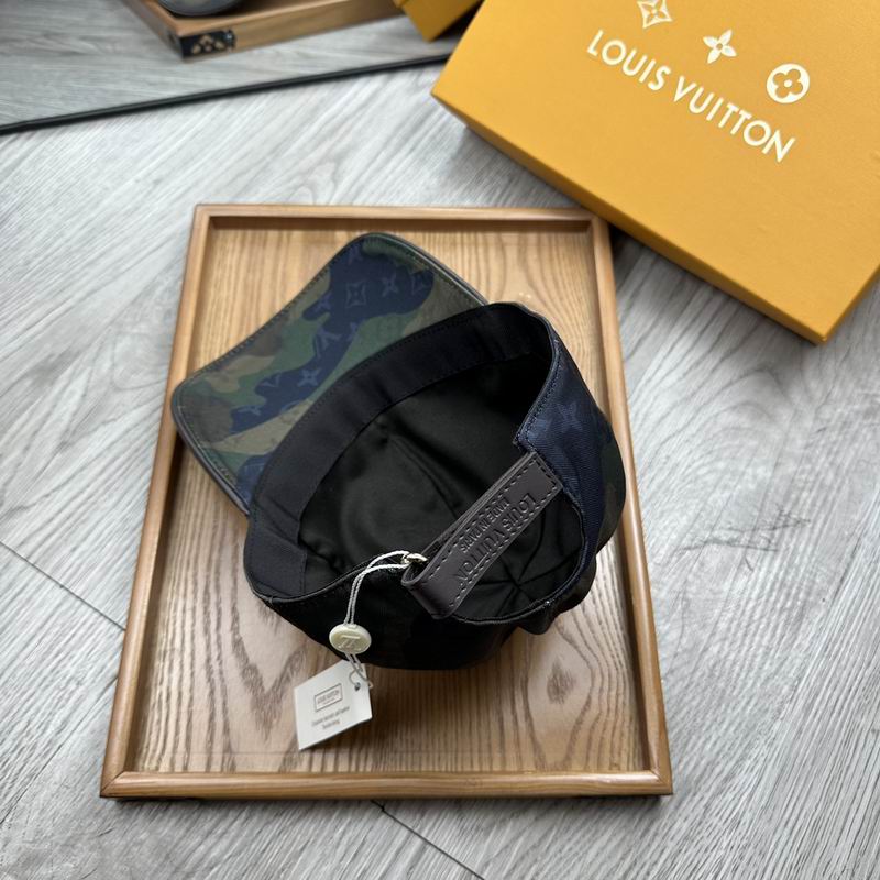 LV Cap (1705)