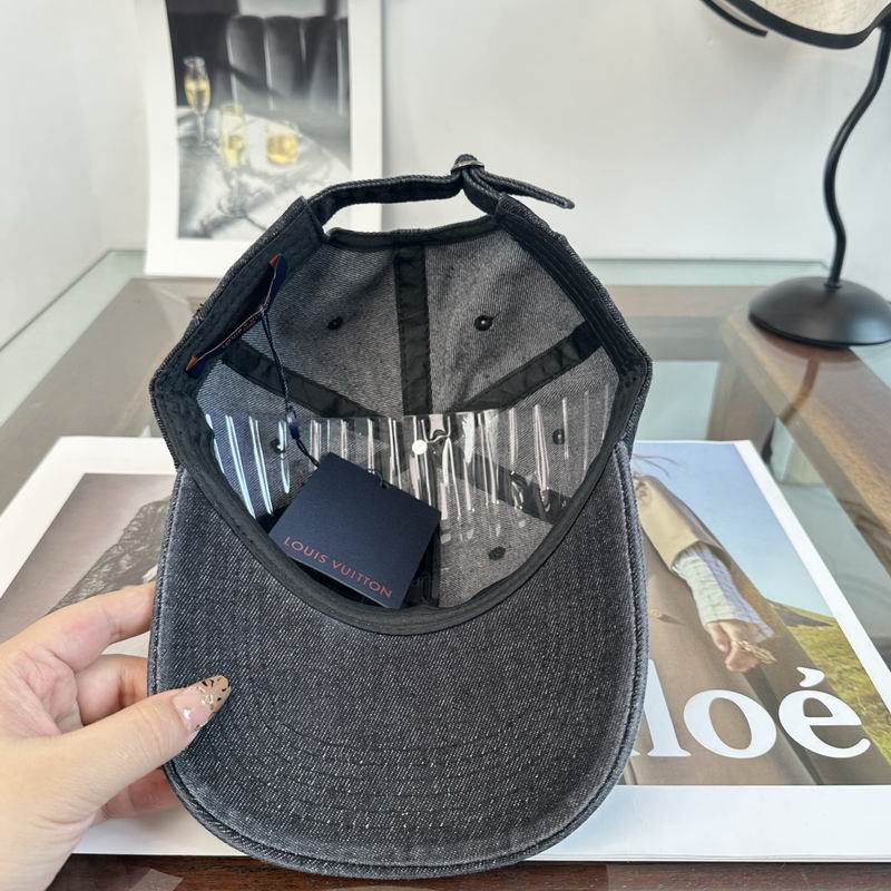 LV Cap (656)
