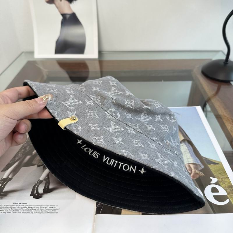 LV Hat (338)