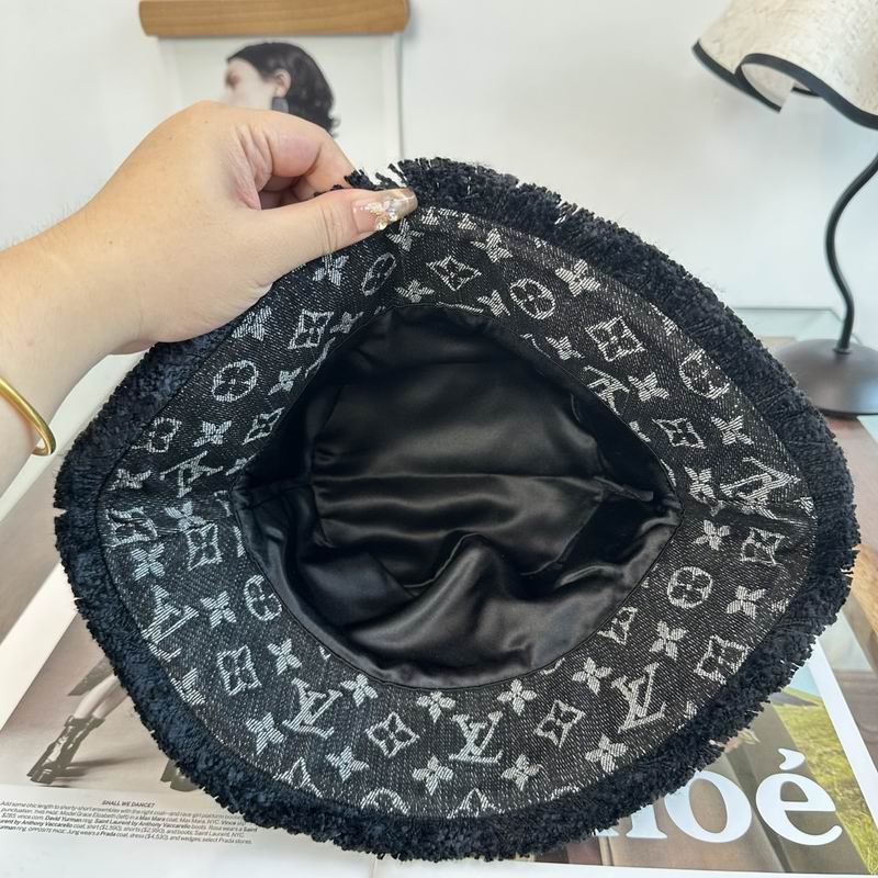 LV Hat (349)