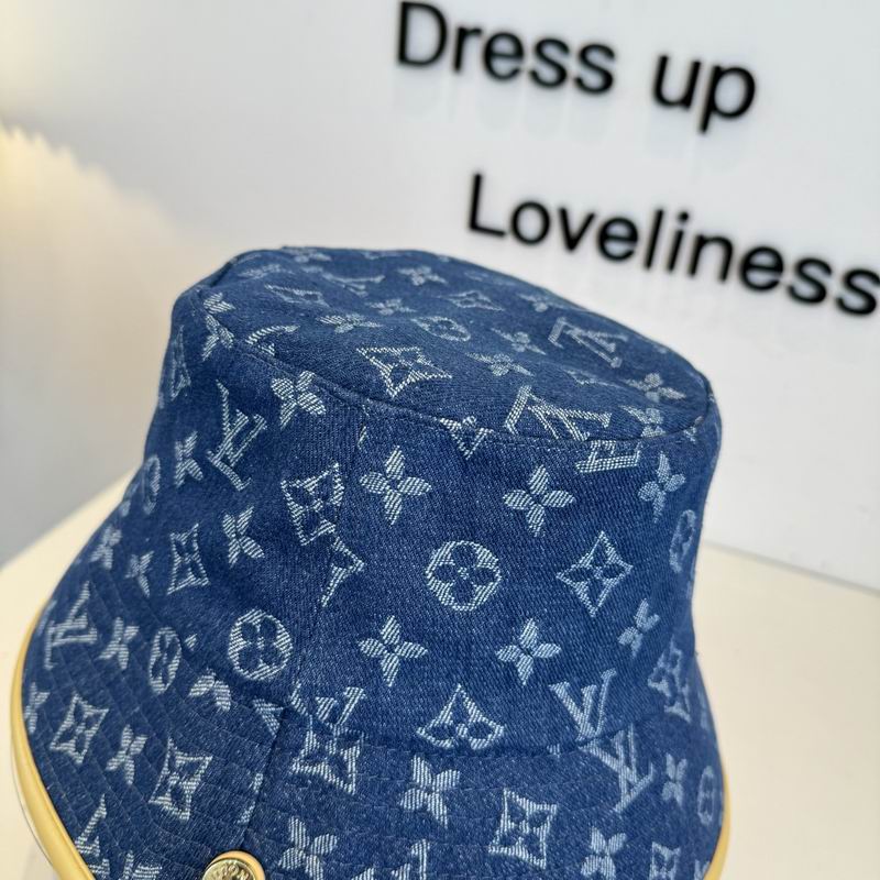 LV Hat (437)