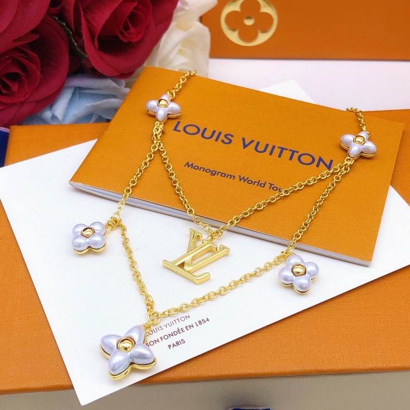 LV Necklace 05yxs109 (2)