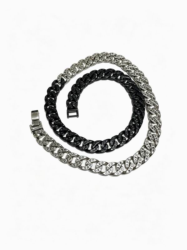 LV Necklace 05yxs117 (2)