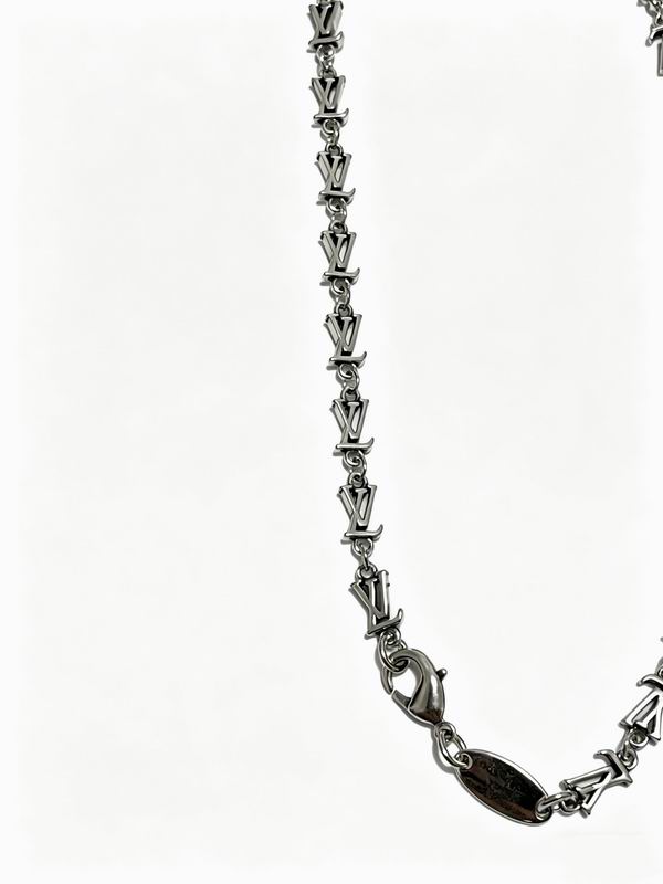 LV Necklace 05yxs126 (3)
