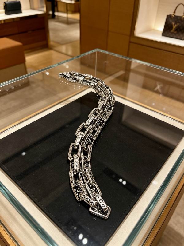LV Necklace 05yxs127 (6)