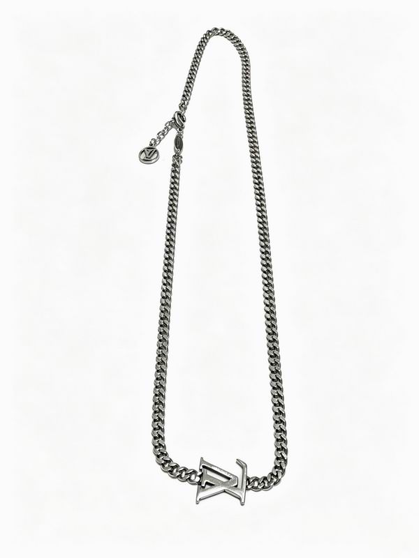 LV Necklace 05yxs129 (2)