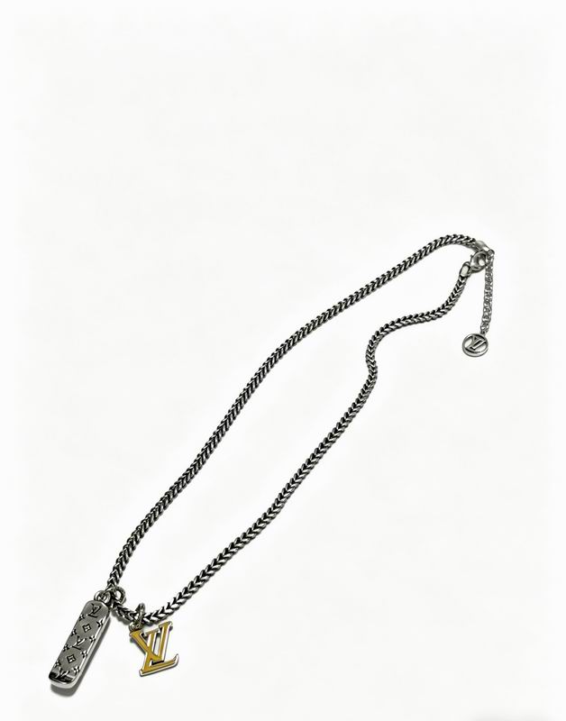 LV Necklace 05yxs131 (2)