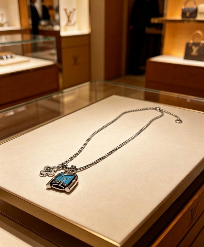 LV Necklace 05yxs133 (5)