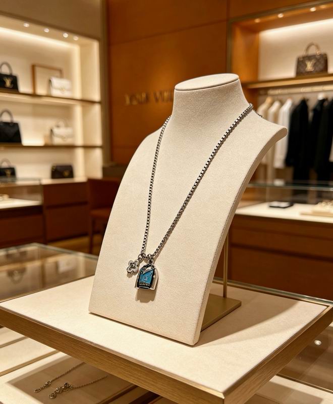 LV Necklace 05yxs133 (6)