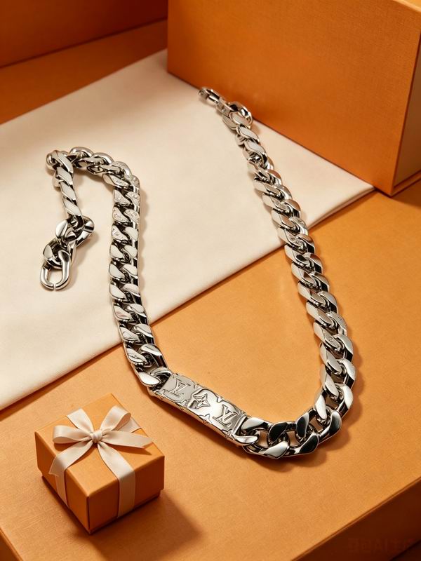 LV Necklace 05yxs144 (2)