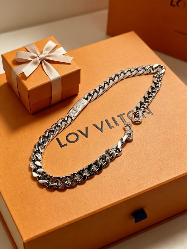 LV Necklace 05yxs144 (7)