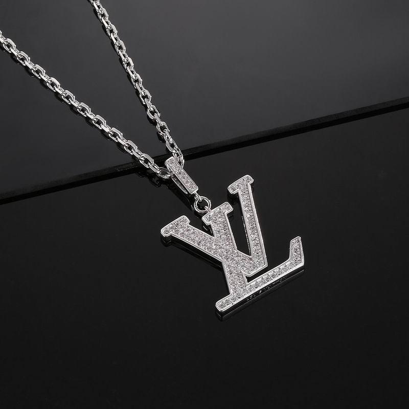 LV Necklace 05yxs161 (2)