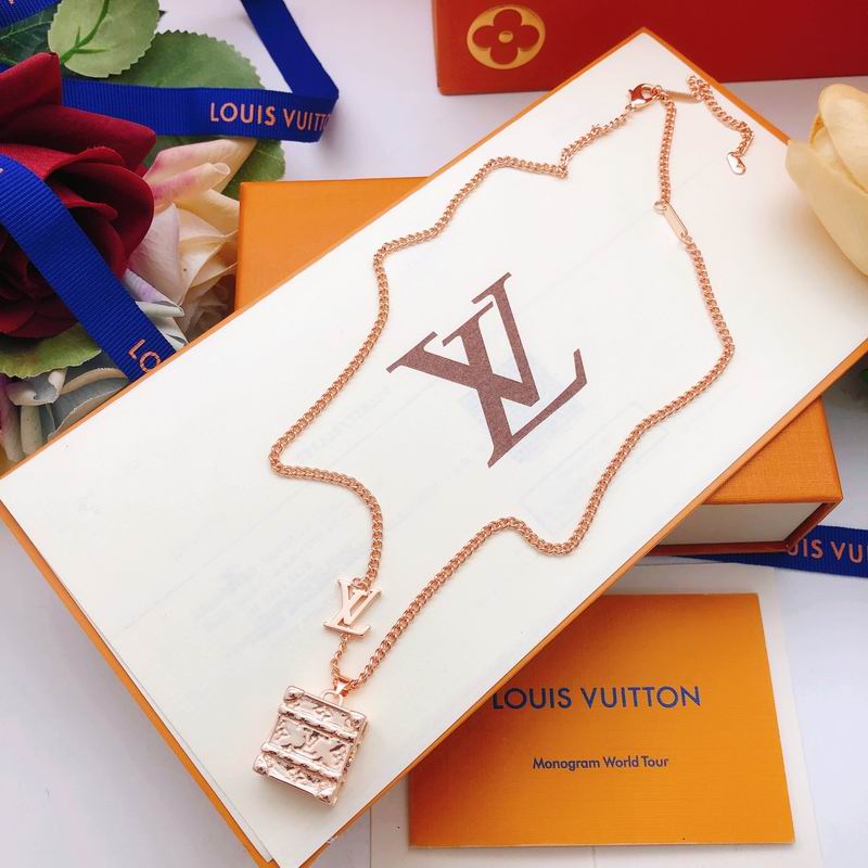 LV Necklace 05yxs164 (1)