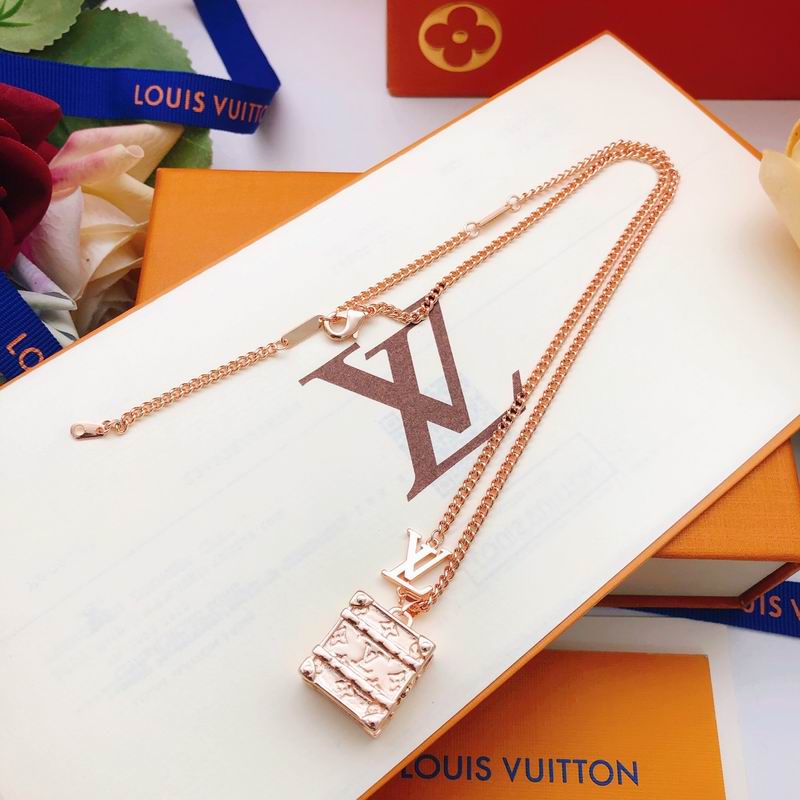 LV Necklace 05yxs164 (2)