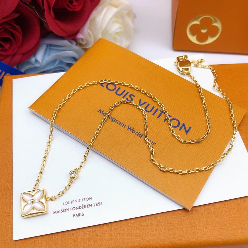 LV Necklace 05yxs166 (4)