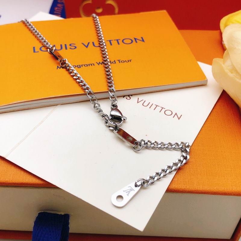 LV Necklace 05yxs169 (6)