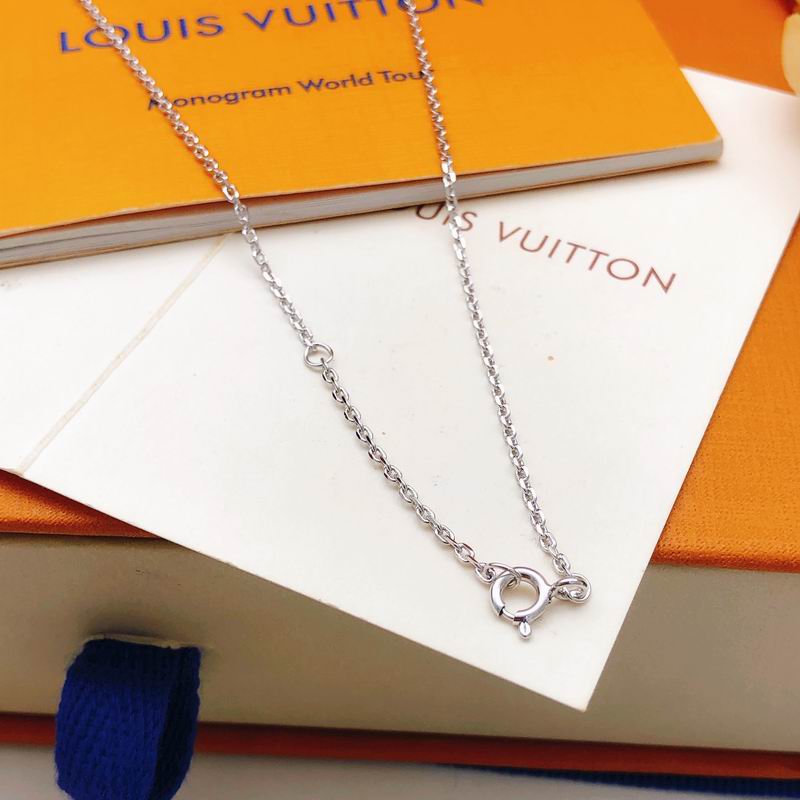 LV Necklace 05yxs182 (3)