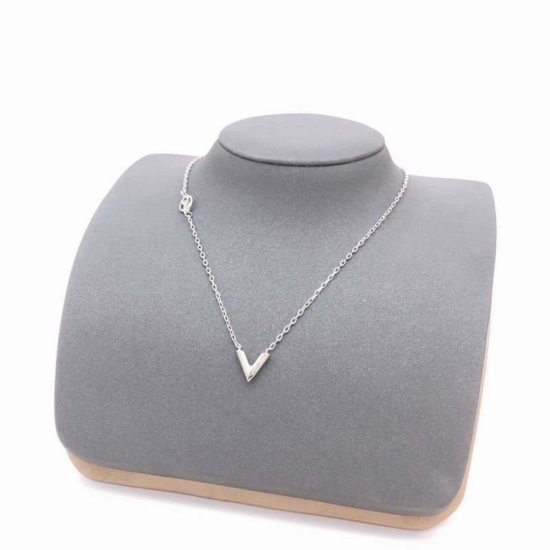 LV Necklace 05yxs209 (1)