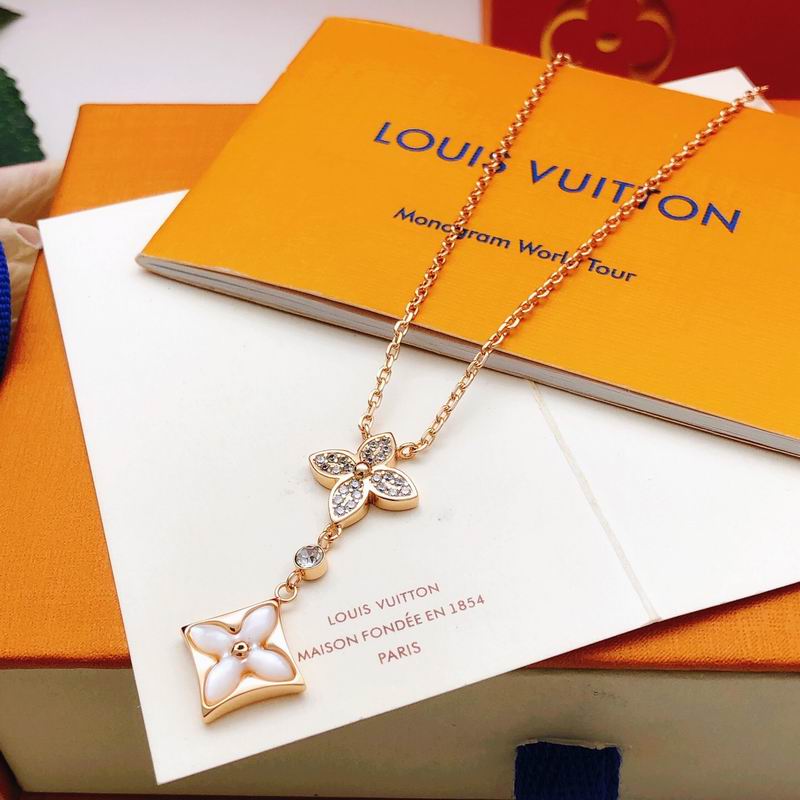 LV Necklace 05yxs74 (4)