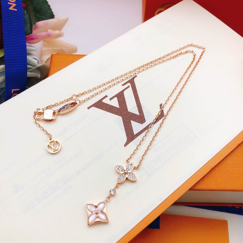 LV Necklace 05yxs74 (7)