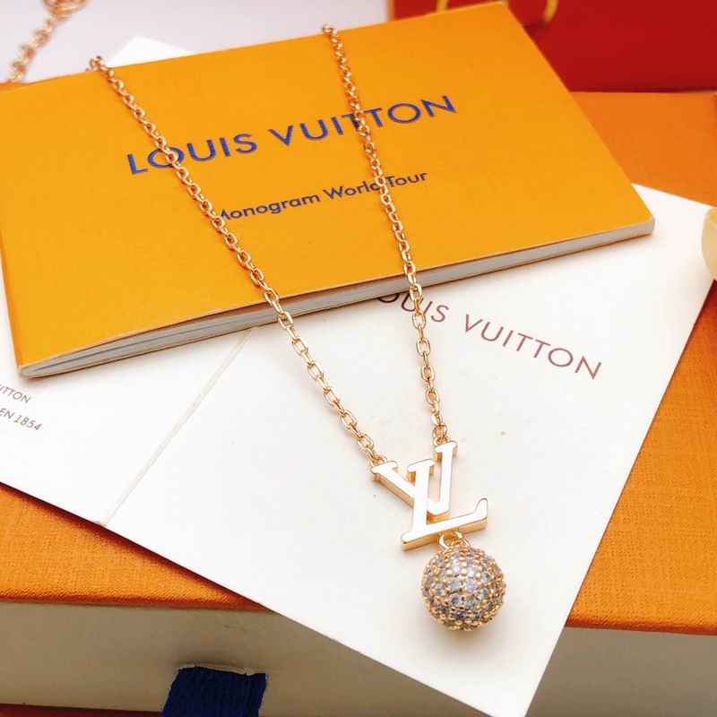 LV Necklace 05yxs77 (6)