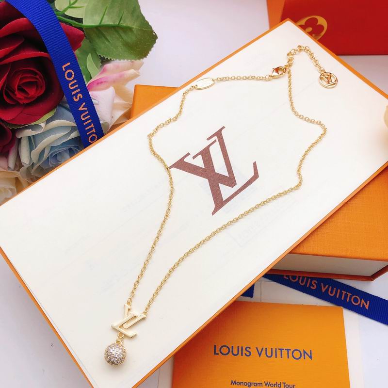 LV Necklace 05yxs77 (8)