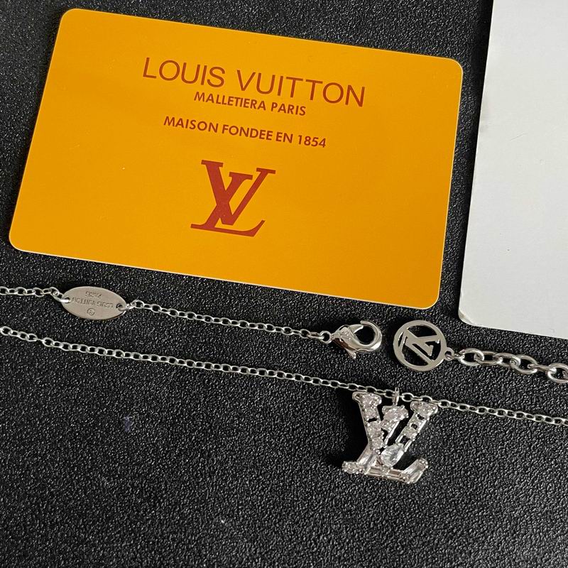 LV Suits 05yxs12 (10)