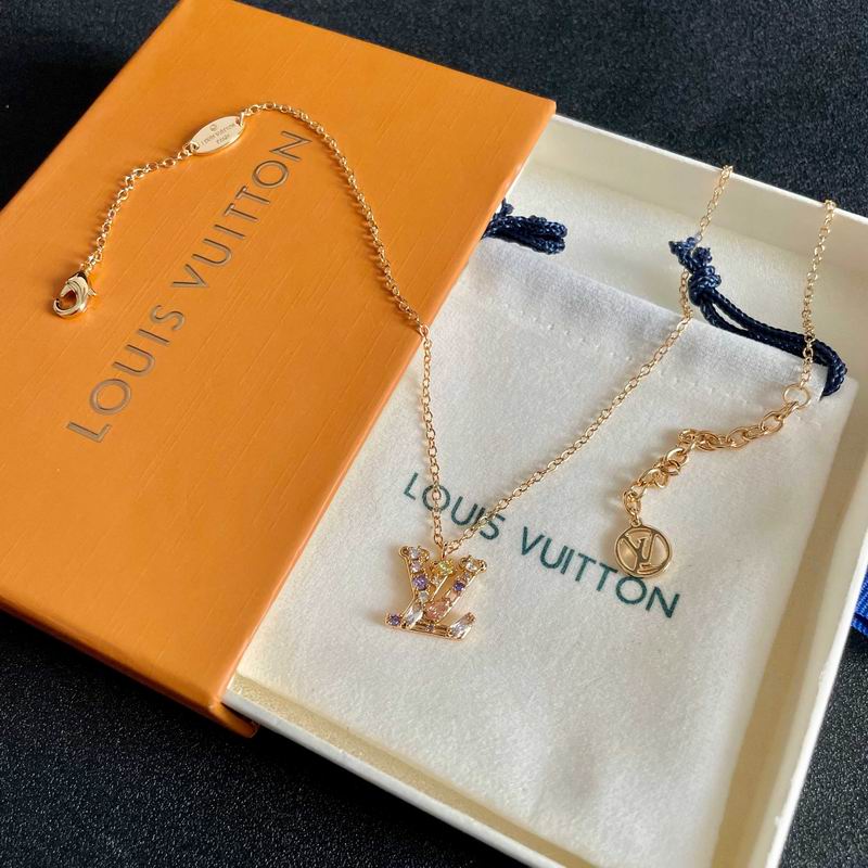LV Suits 05yxs12 (5)