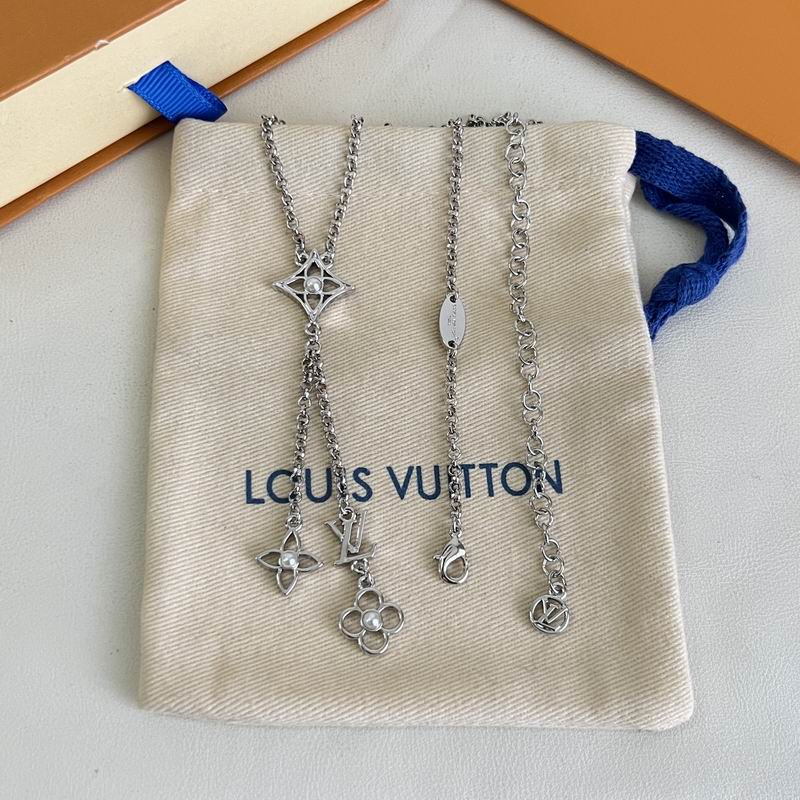 LV Suits 05yxs27 (10)