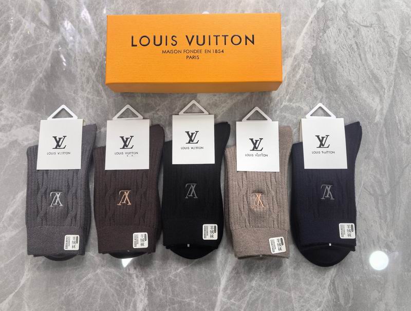 LV socks QY (90)