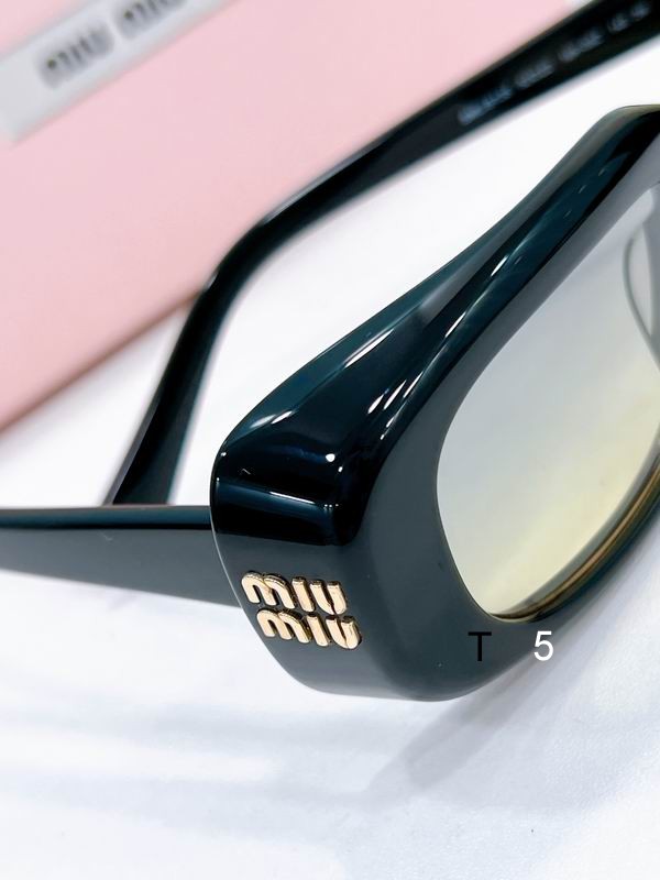 MiuMiu 0604 52 22-145 F08