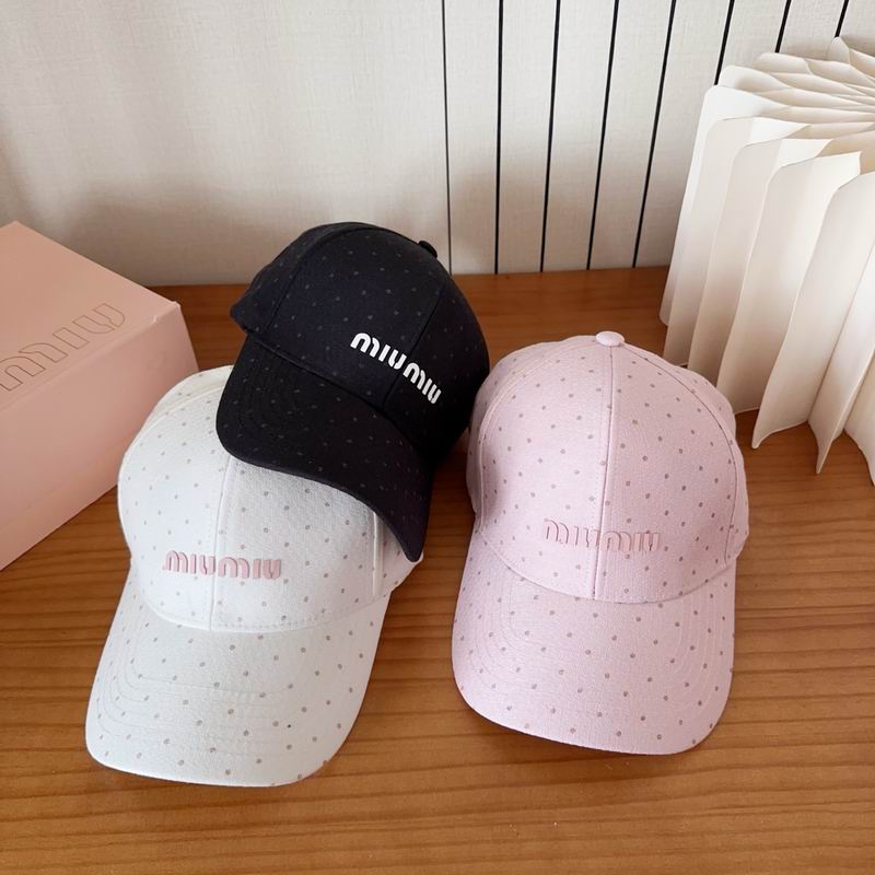Miumiu Cap (2037)