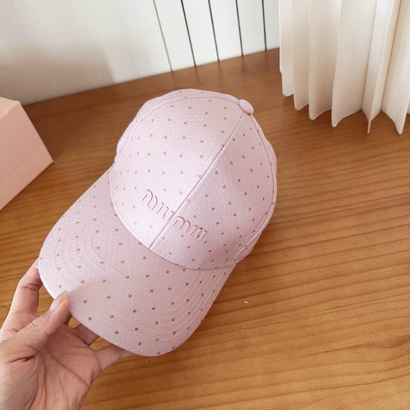 Miumiu Cap (2040)