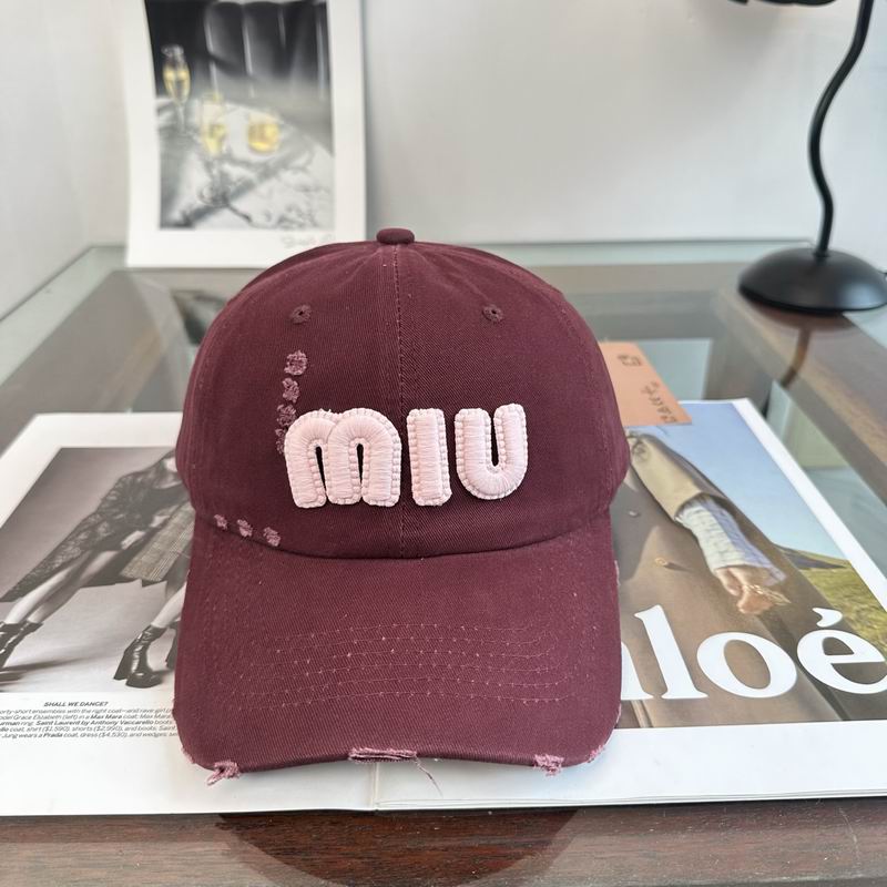 Miumiu Cap (606)