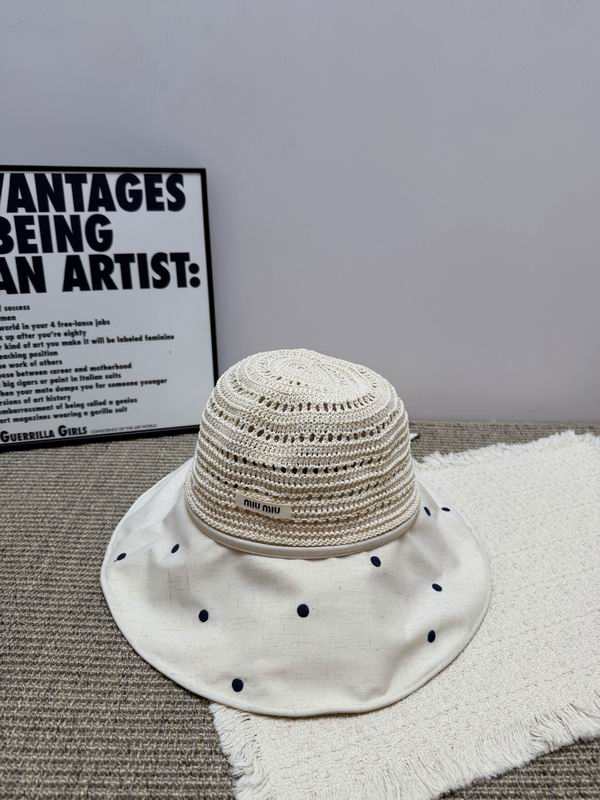 Miumiu Hat (686)
