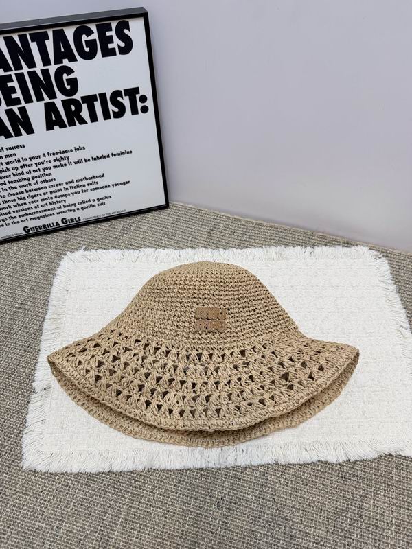 Miumiu Hat (693)