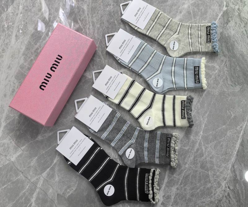 Miumiu socks QY (207)