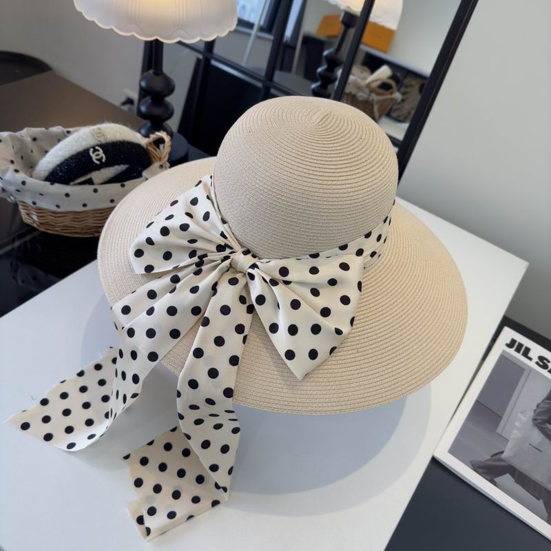 Miumiu top hat (403)