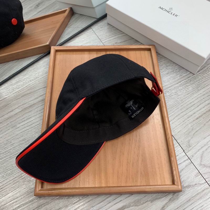 Moncler Cap (2002)