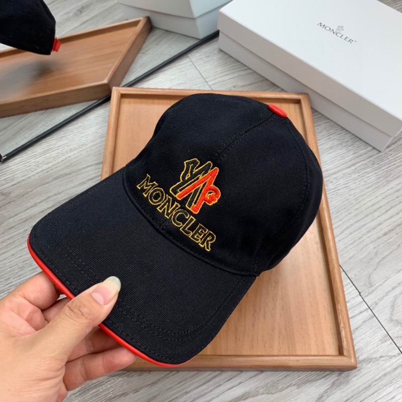 Moncler Cap (2004)