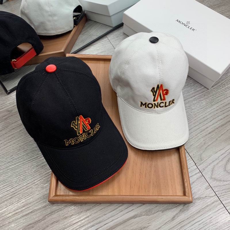 Moncler Cap (2019)