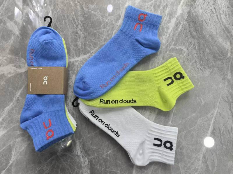 ON socks QY (169)